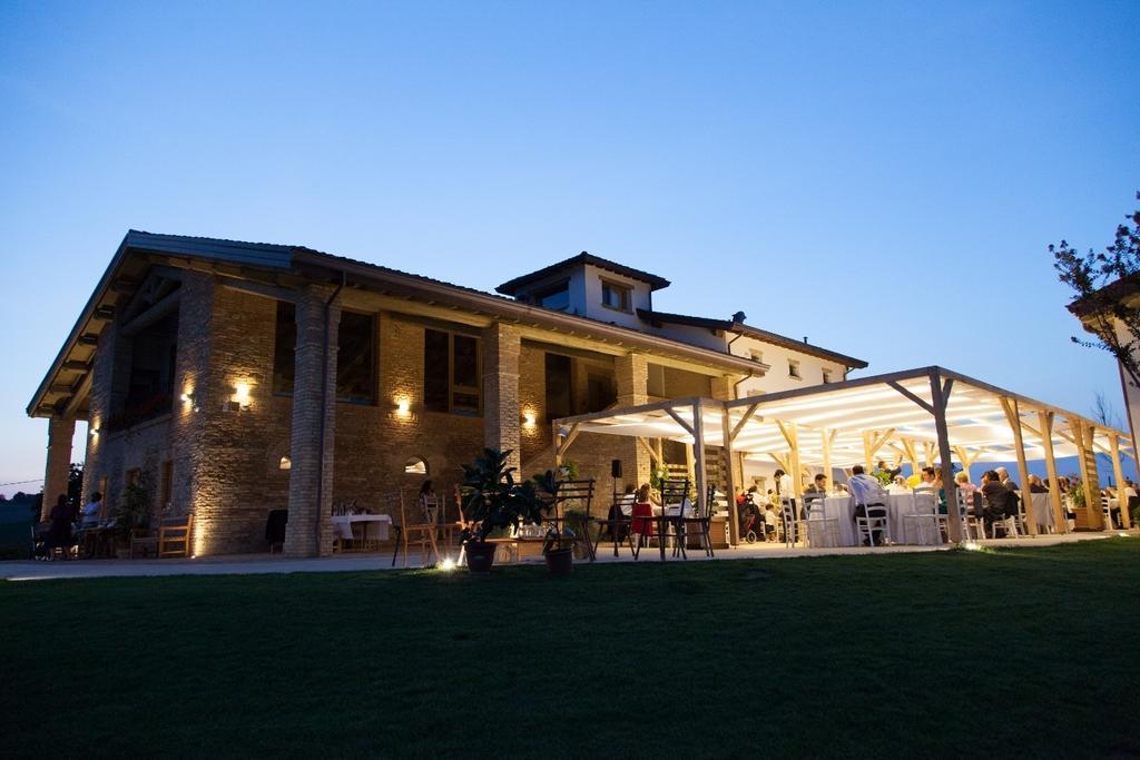 Agriturismo Alba Del Borgo Fidenza Exterior foto